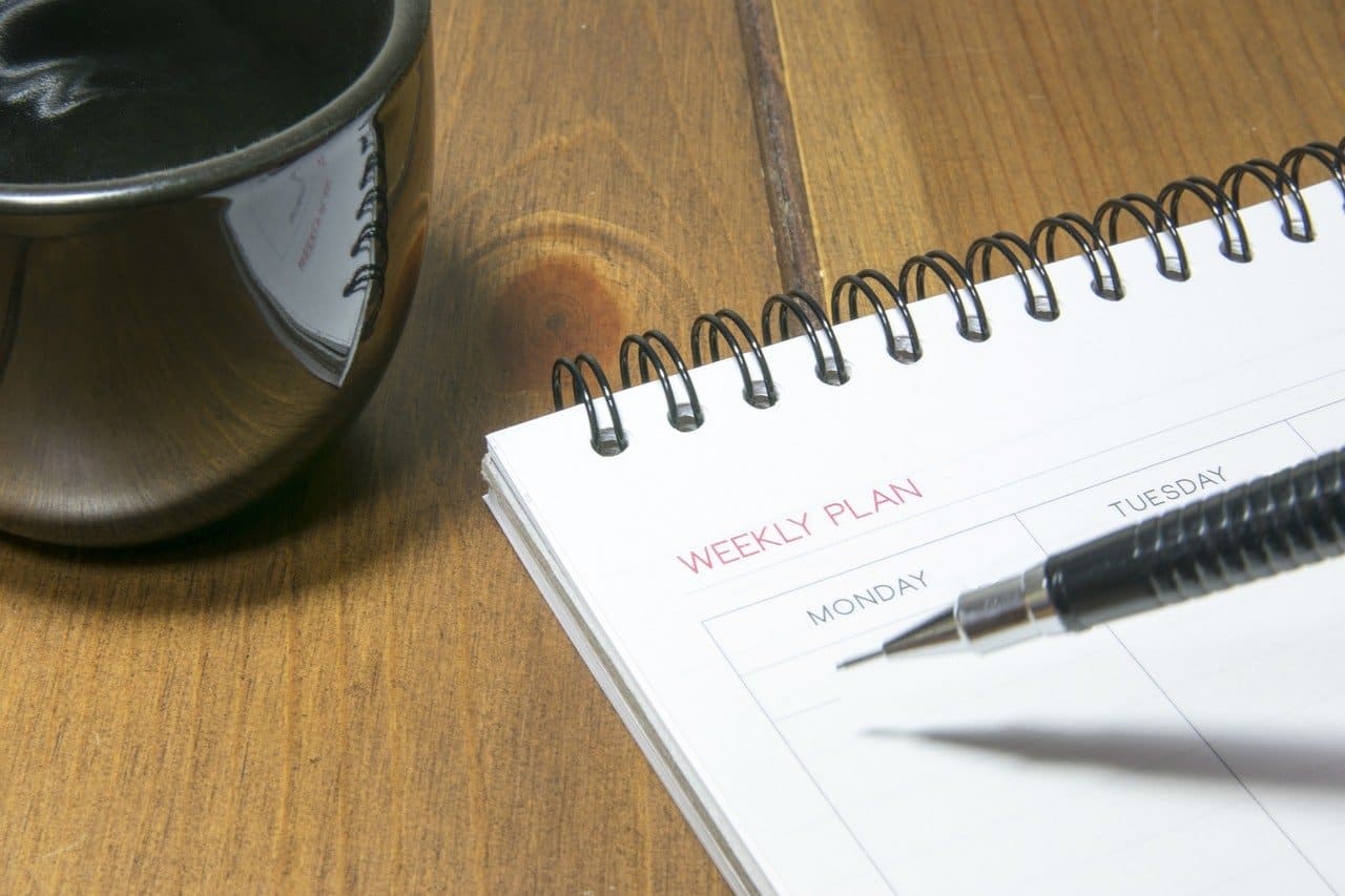 diary, pen, teacup-2116244.jpg